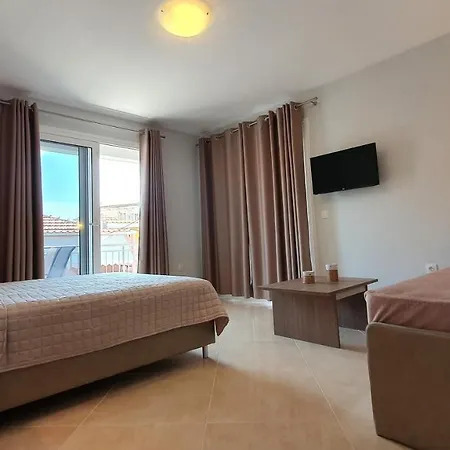 Vasiliki House *